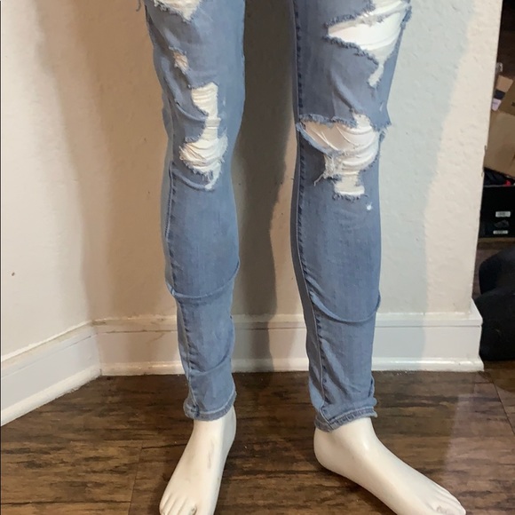 Levi’s 721 high rise distressed skinny - Picture 3 of 7